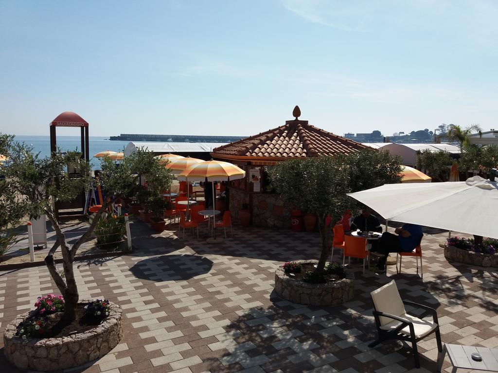 Апартаменты Patry' House Джардини-Наксос Экстерьер фото